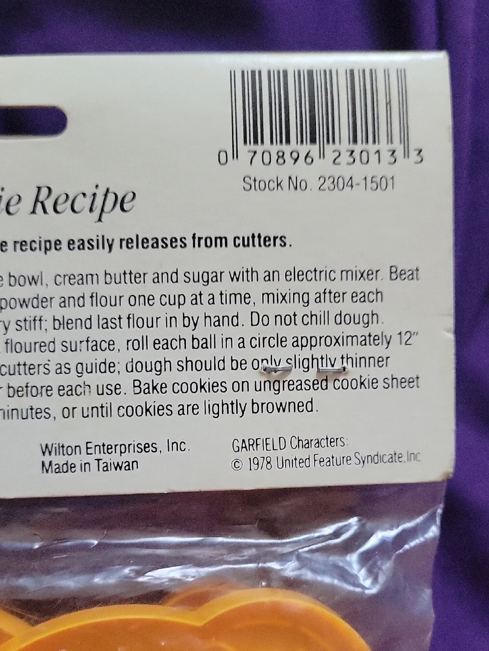 Vintage! Wilton Garfield Cookie Cutters